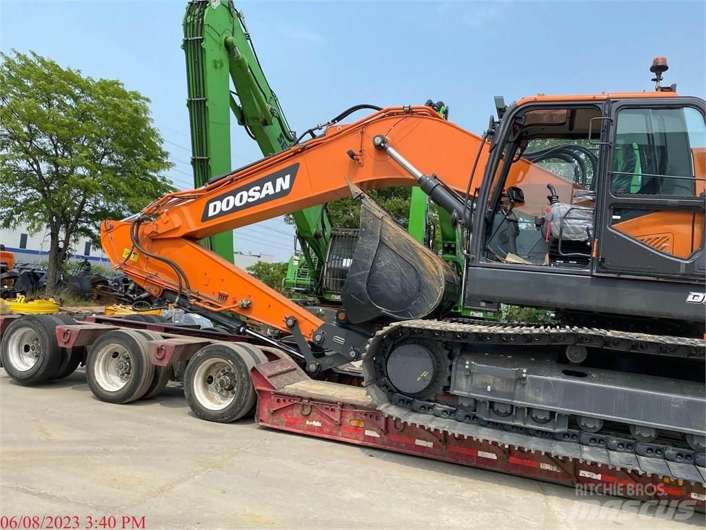 Develon DX350 LCR-7 Crawler excavators