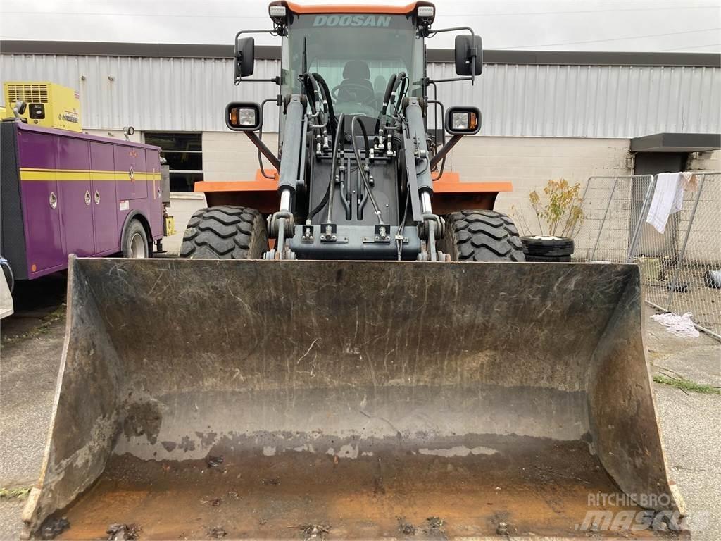 Doosan DL200TC-5 Wheel loaders