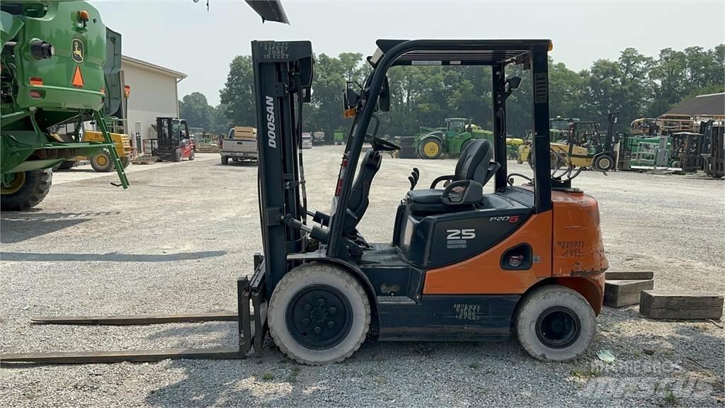 Doosan G25P-5 Other