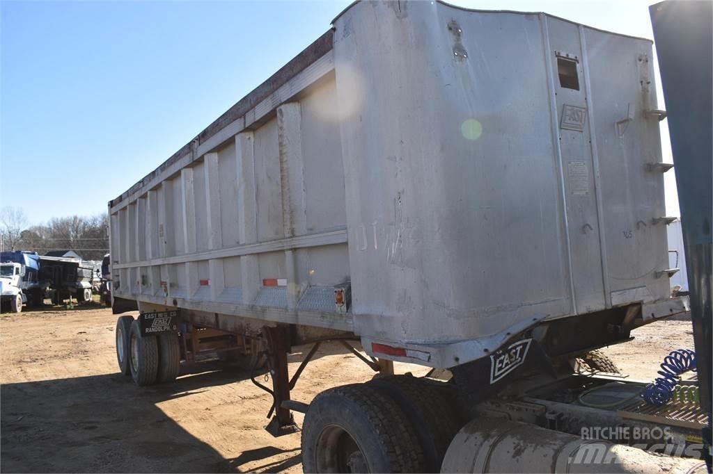 East Mfg  Tipper trailers