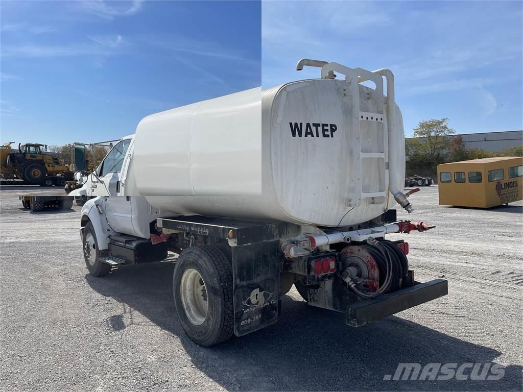 Ford F650 XL SD Water bowser