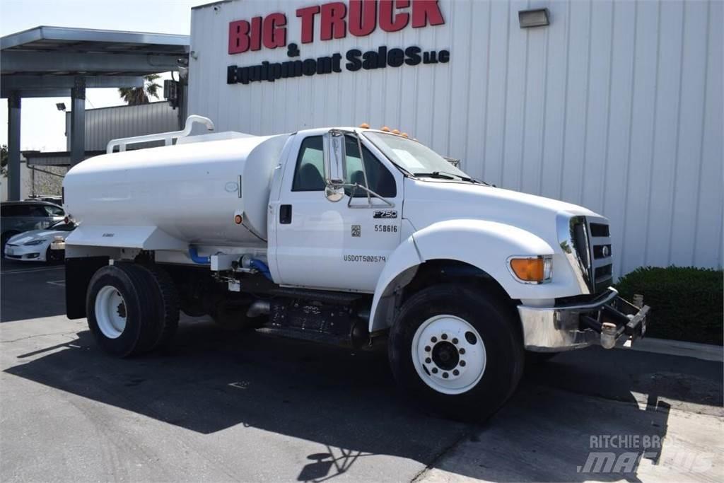 Ford F750 Tanker trucks