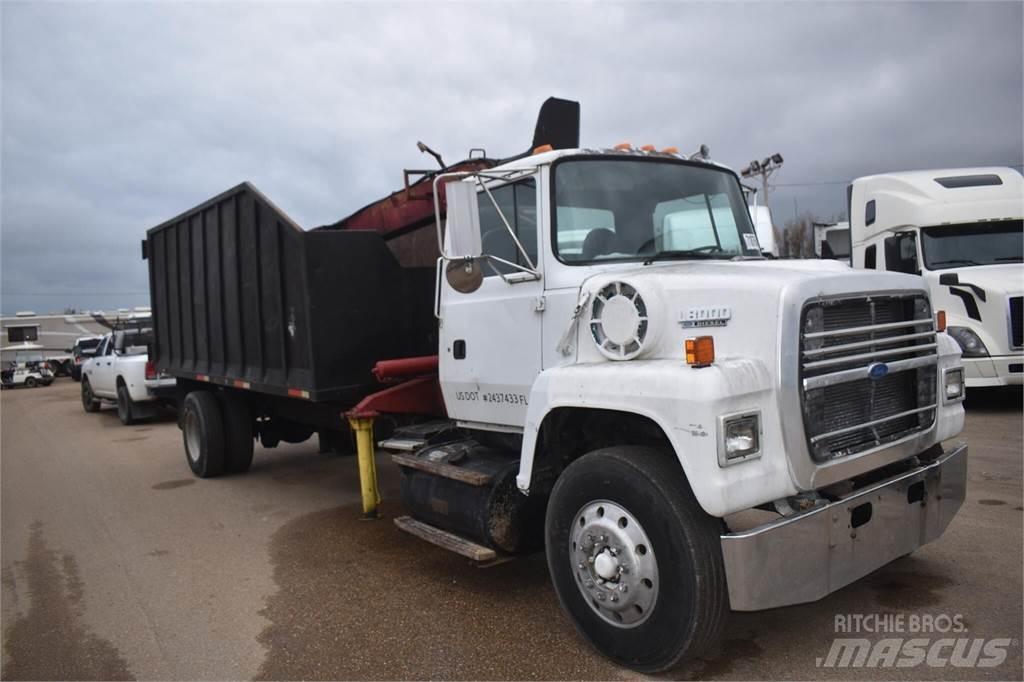 Ford L8000 Truck mounted cranes