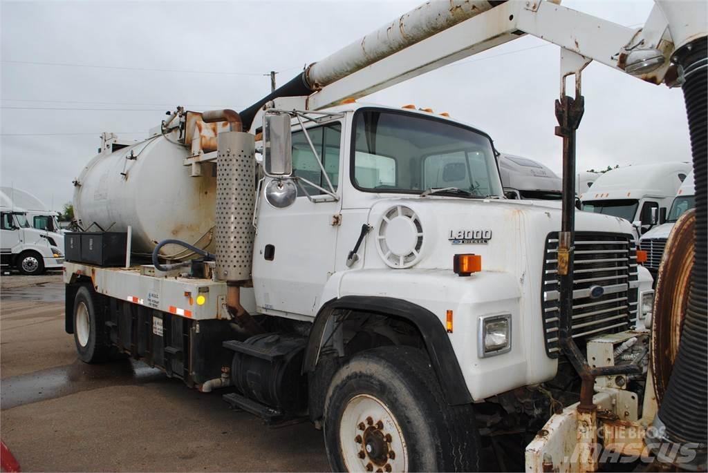 Ford L8000 Tanker trucks