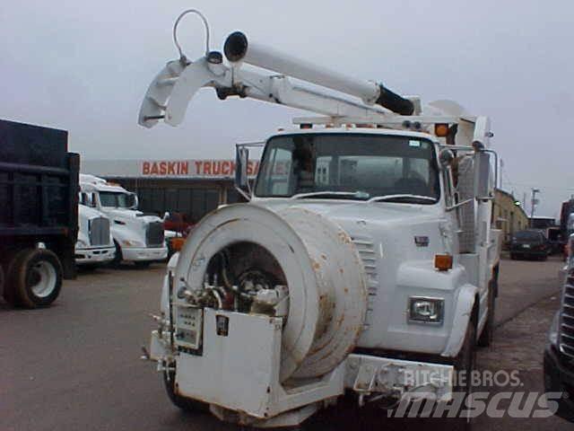 Ford L8000 Tanker trucks