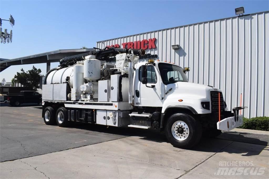 Freightliner 114SD Tanker trucks