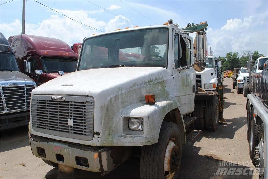 Freightliner FL70 Truck mounted cranes