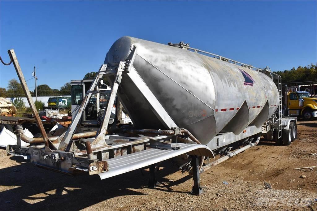 Fruehauf  Tanker trailers