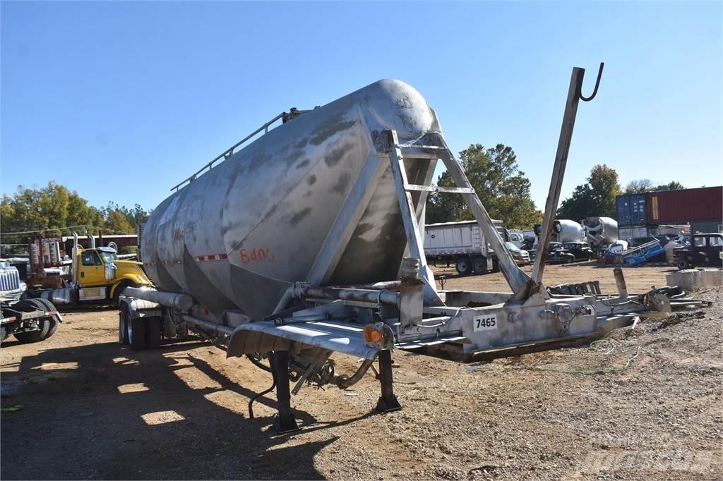 Fruehauf  Tanker trailers