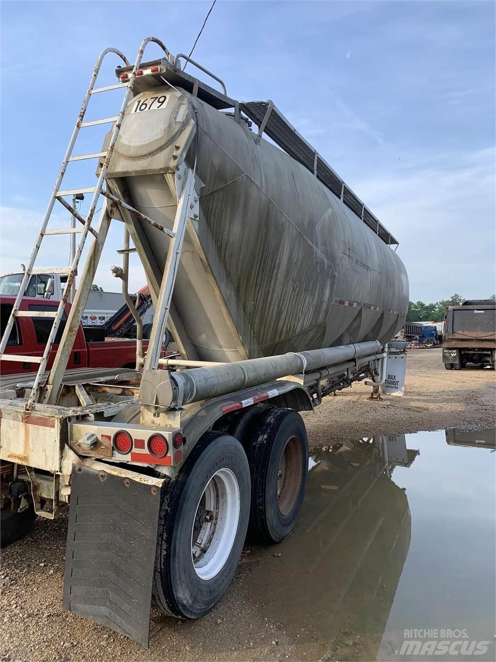 Fruehauf  Tanker trailers