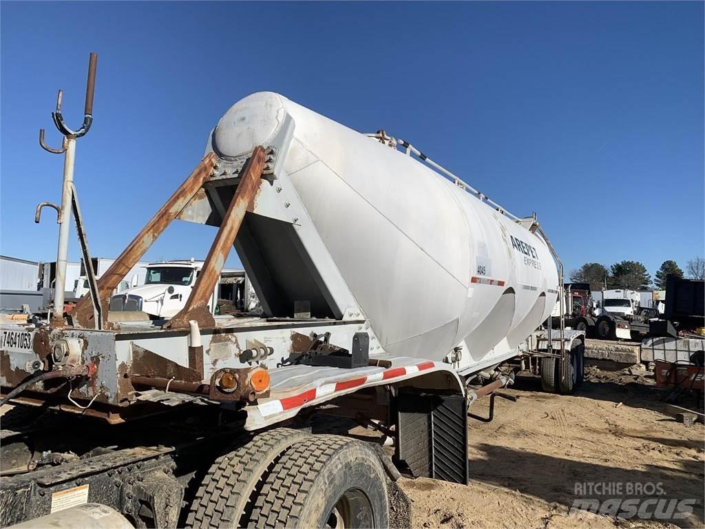 Fruehauf  Tanker trailers