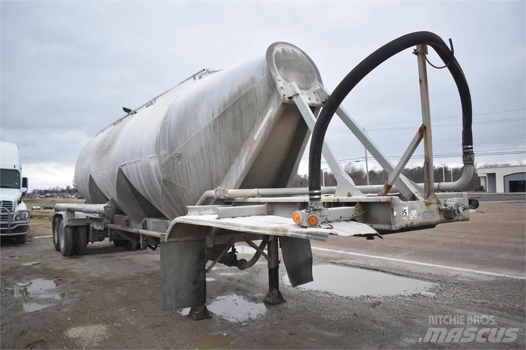 Fruehauf  Tanker trailers