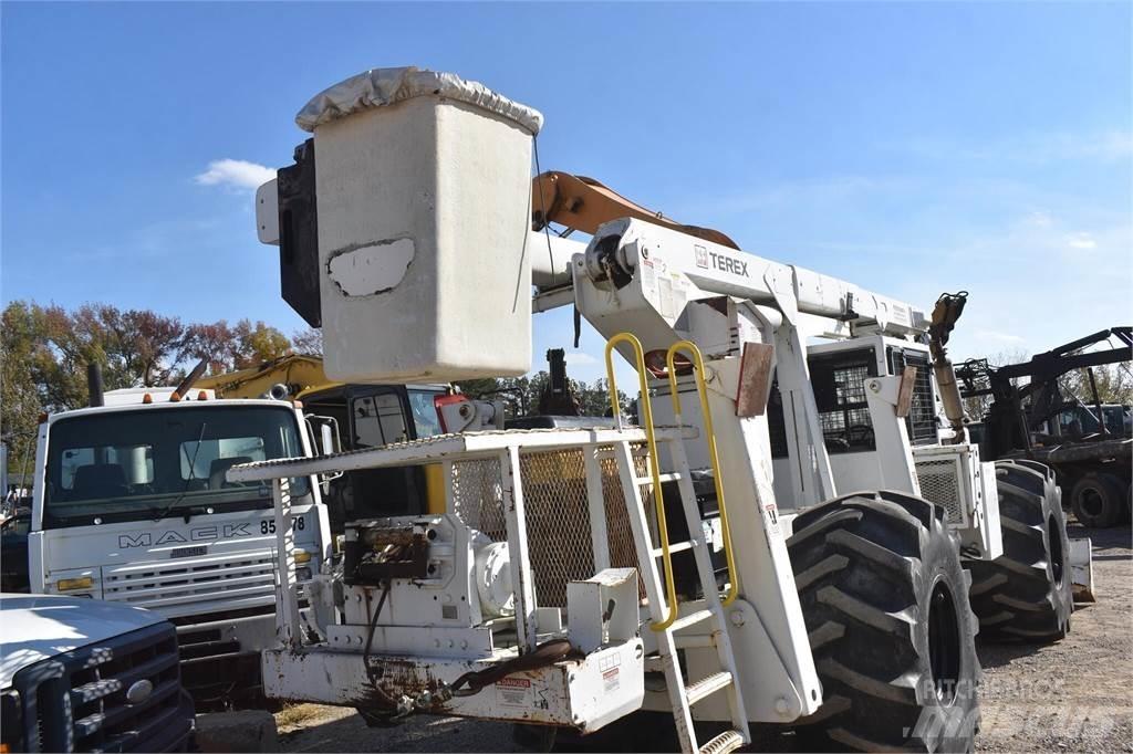 Hi-Ranger XT55 Truck mounted platforms