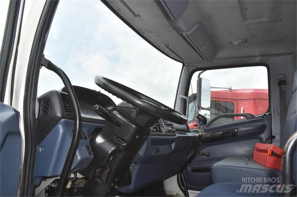 Hino 338 Municipal / general purpose vehicles