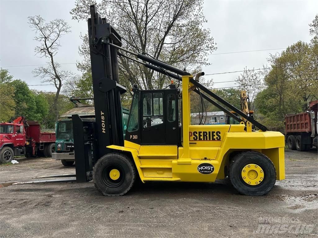 Hoist P360 Rough terrain truck