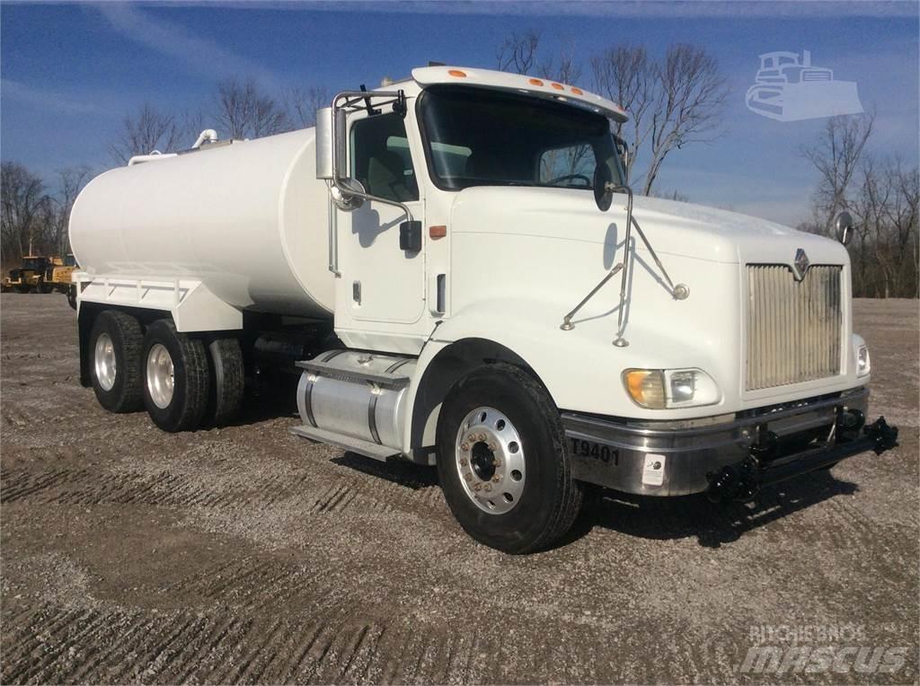 International 9400 Water bowser