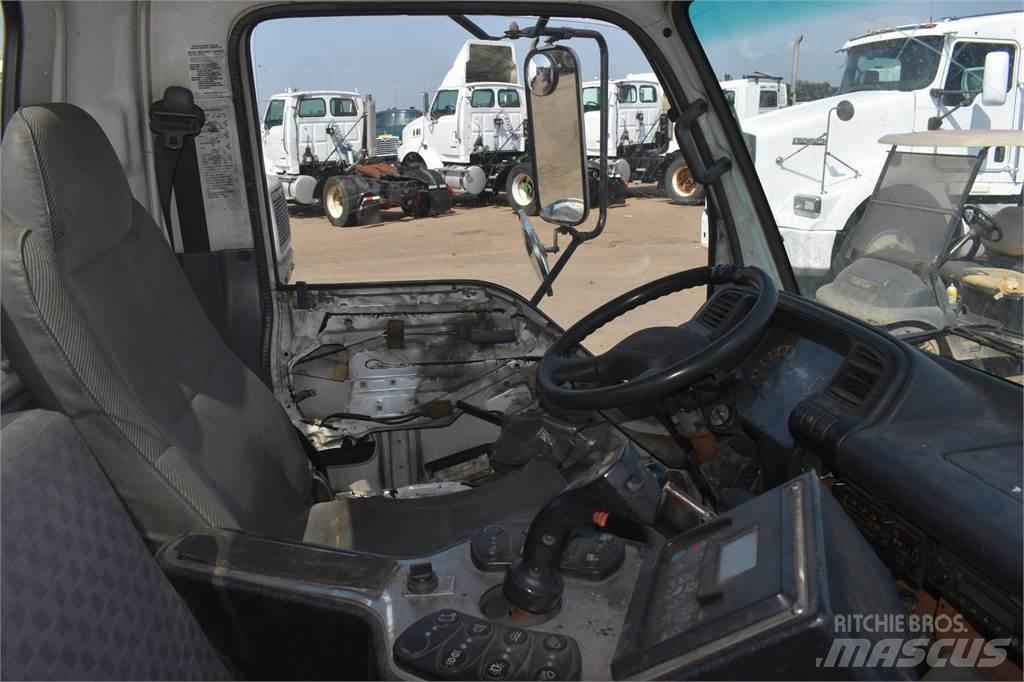 Isuzu NPR Sweeper trucks