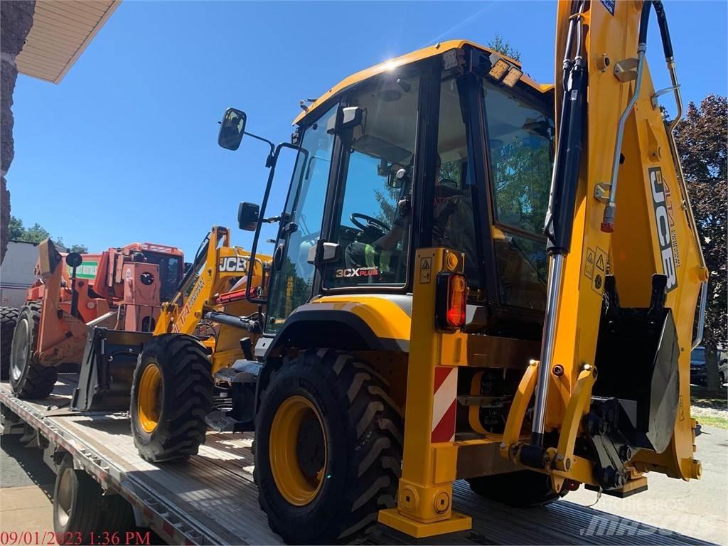 JCB 3CX Backhoe