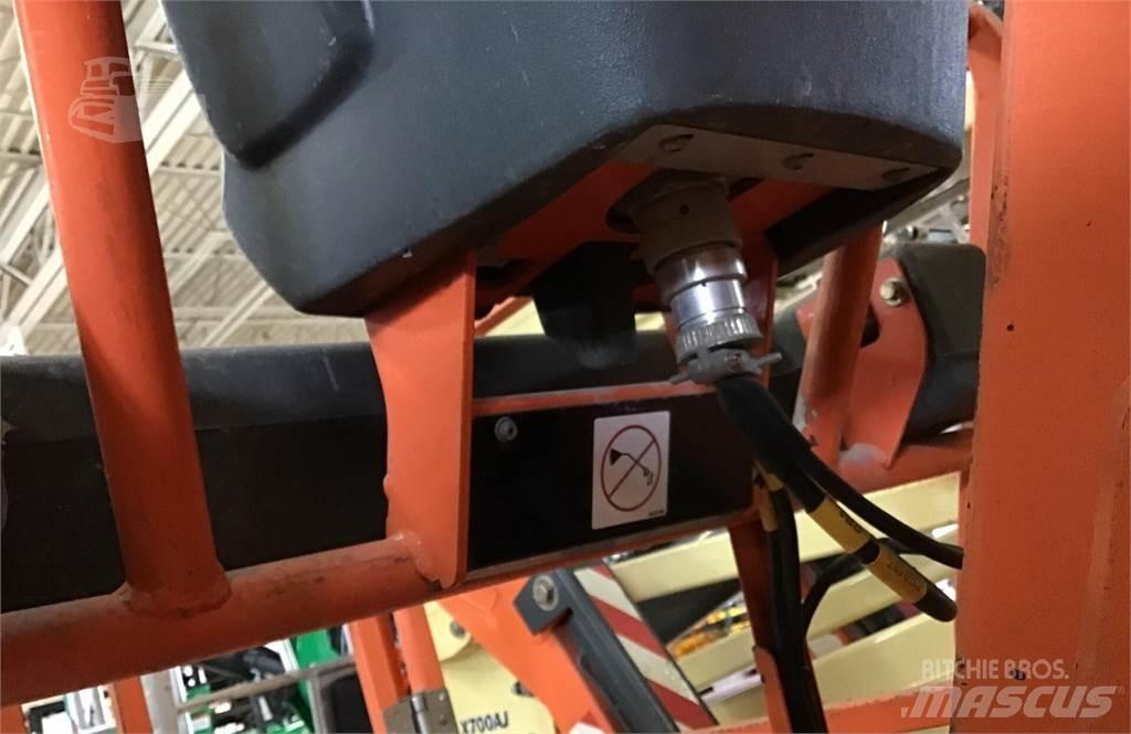 JLG TOUCAN 26E Used Personnel lifts and access elevators