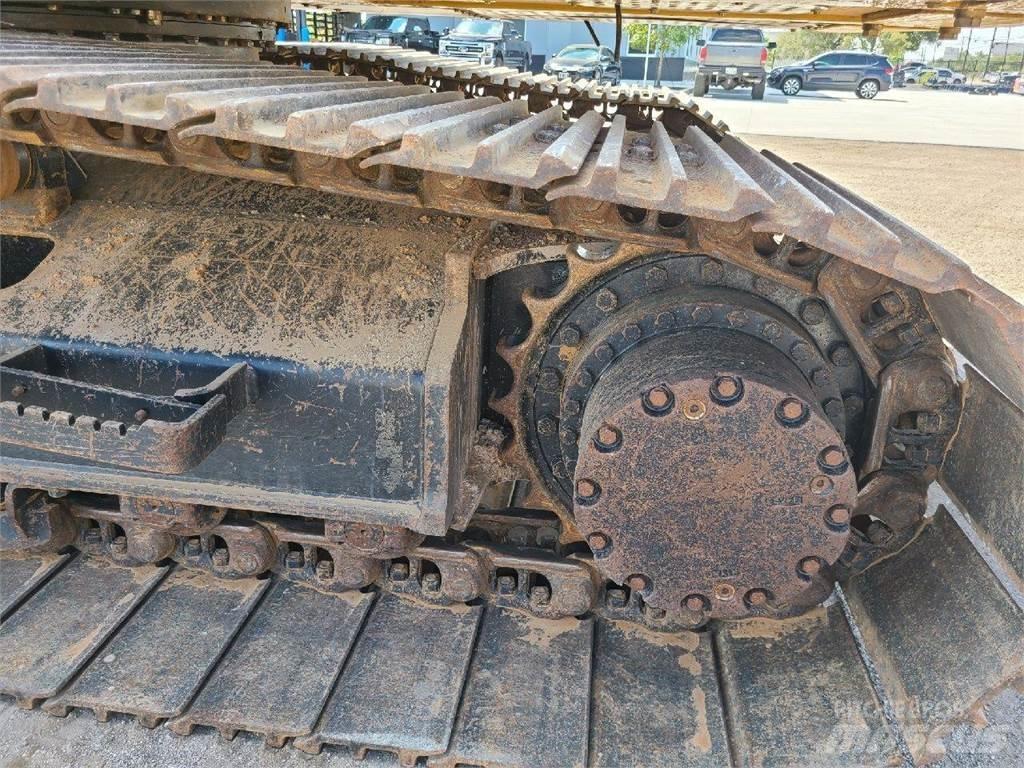 John Deere 210G LC Crawler excavators