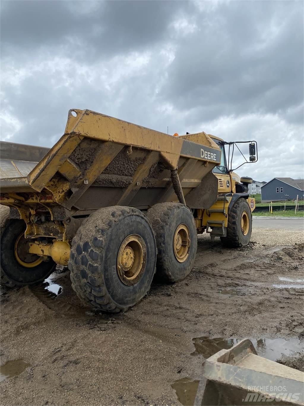 John Deere 300D Articulated Haulers
