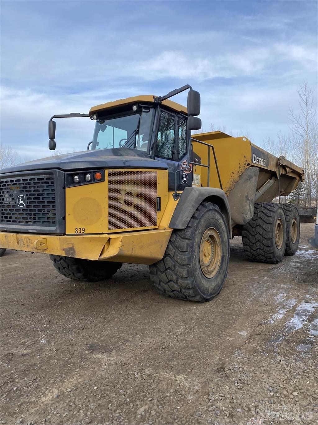 John Deere 410E Articulated Haulers