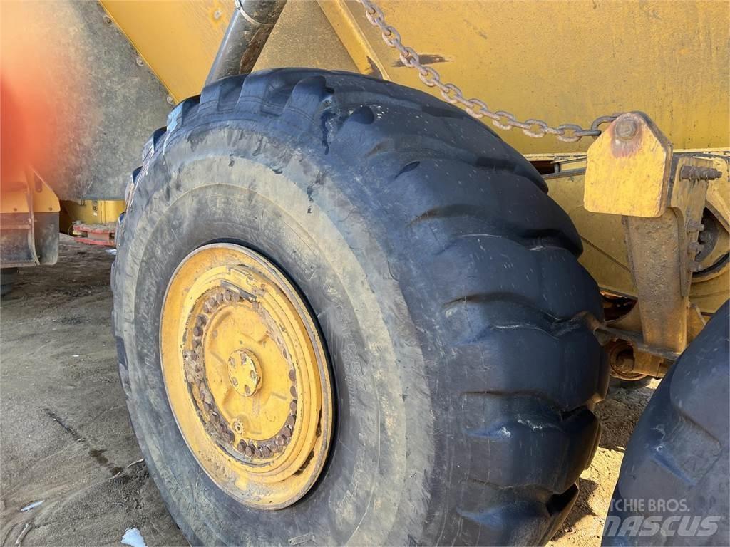 John Deere 460E Articulated Haulers