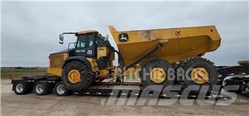 John Deere 460E Water bowser