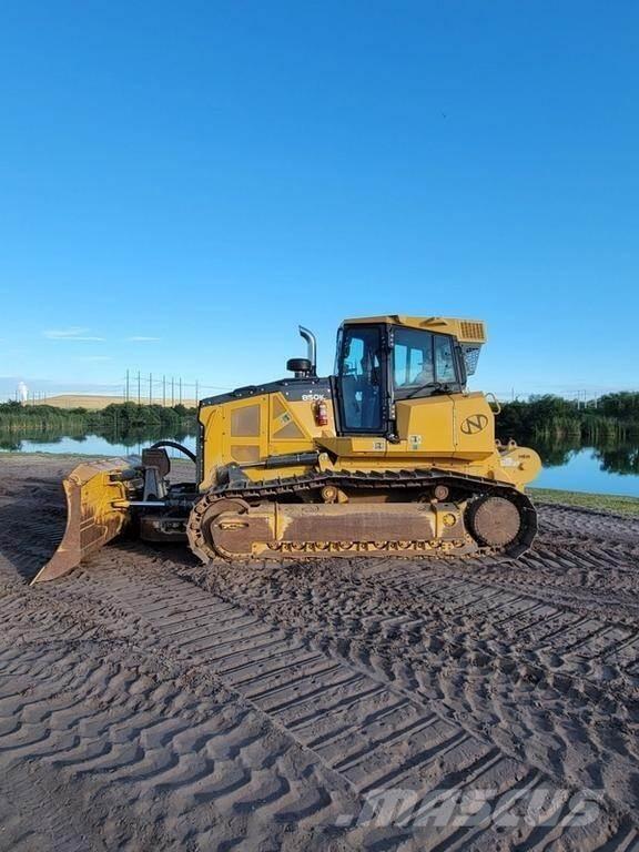 John Deere 850K WLT Crawler dozers