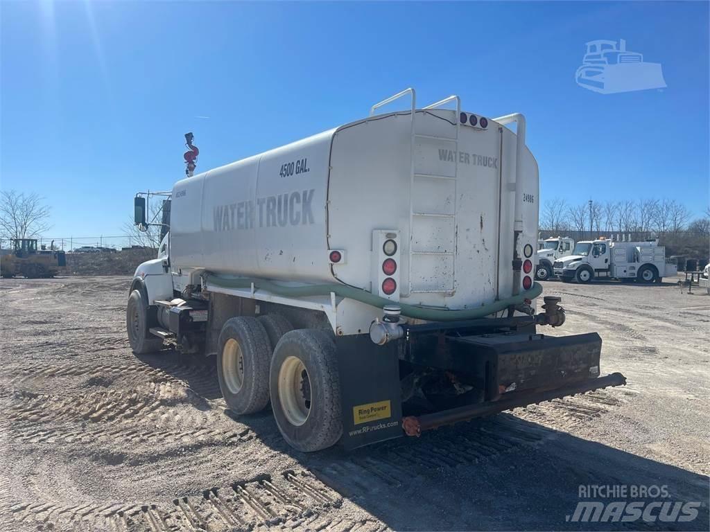 Kenworth T440 Water bowser