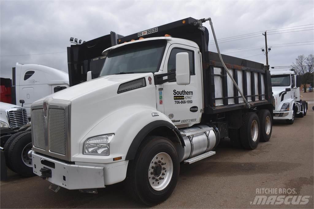 Kenworth T880 Tipper trucks