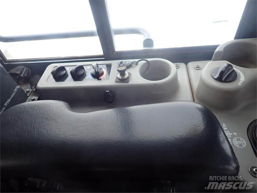 Komatsu D61PXi-24 Crawler dozers