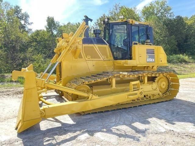 Komatsu D85EX Crawler dozers
