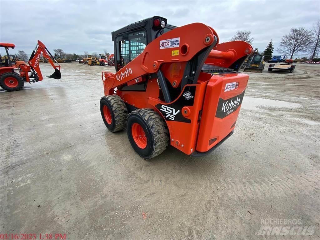 Kubota SSV75 Skid steer loaders