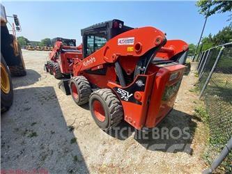 Kubota SSV75 Skid steer loaders