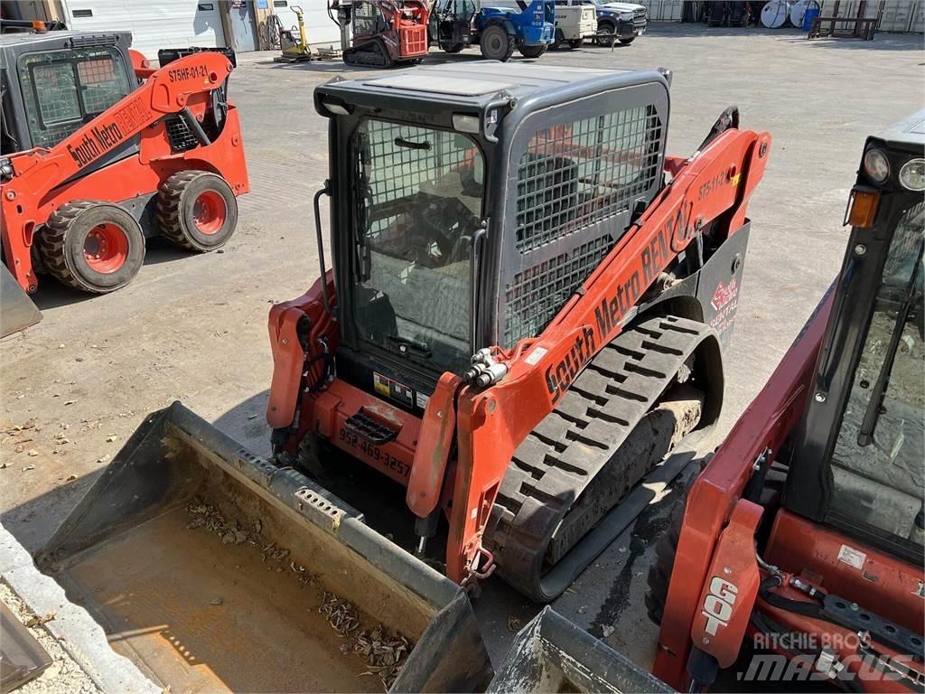 Kubota SVL75-2 Skid steer loaders