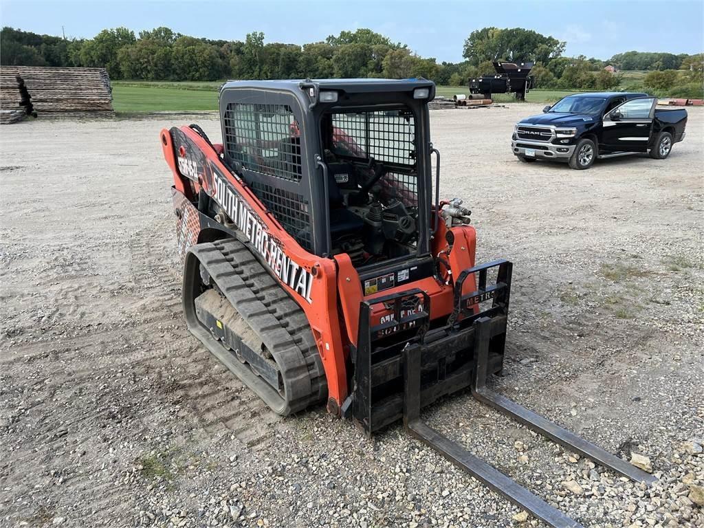 Kubota SVL75-2 Skid steer loaders