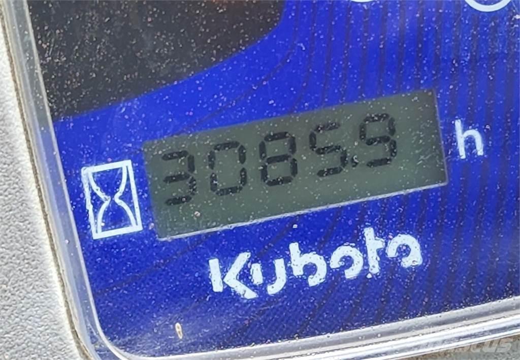 Kubota SVL90-2 Skid steer loaders