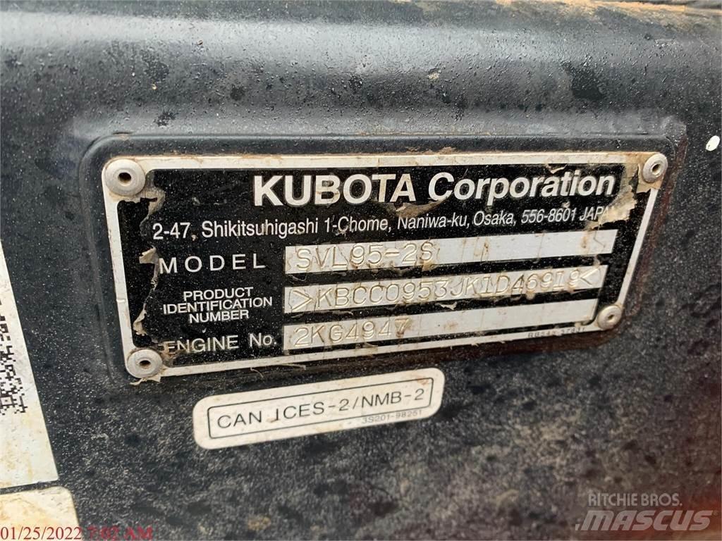 Kubota SVL95-2S Skid steer loaders