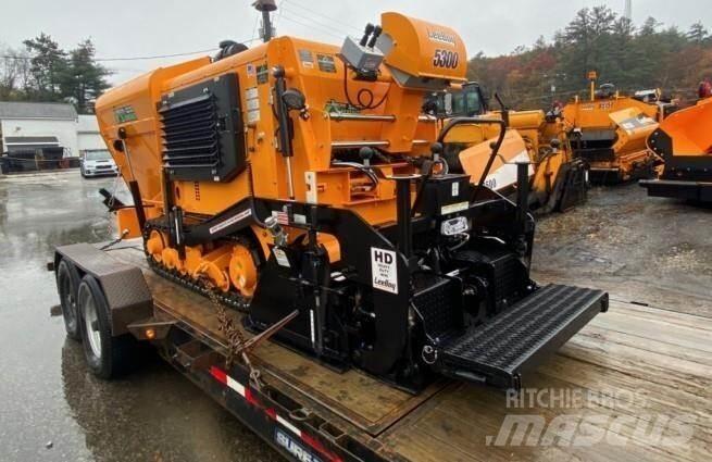 LeeBoy 5300 Asphalt pavers