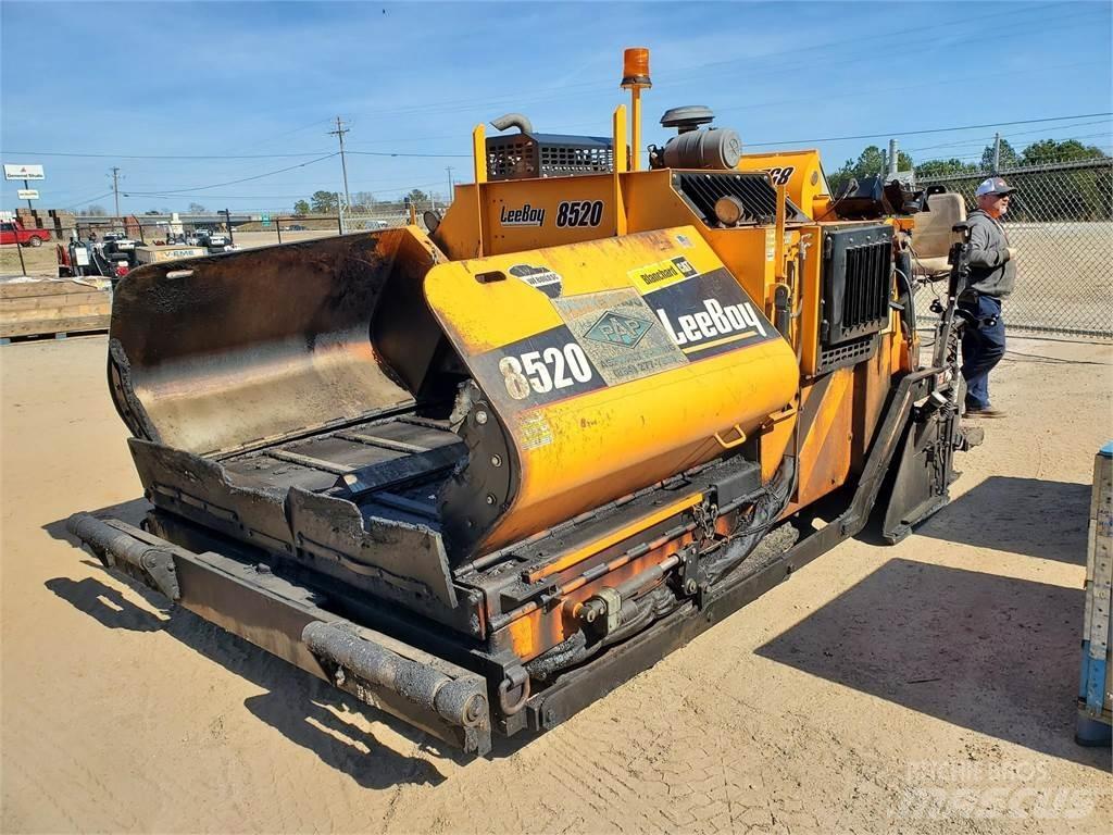 LeeBoy 8520 Asphalt pavers