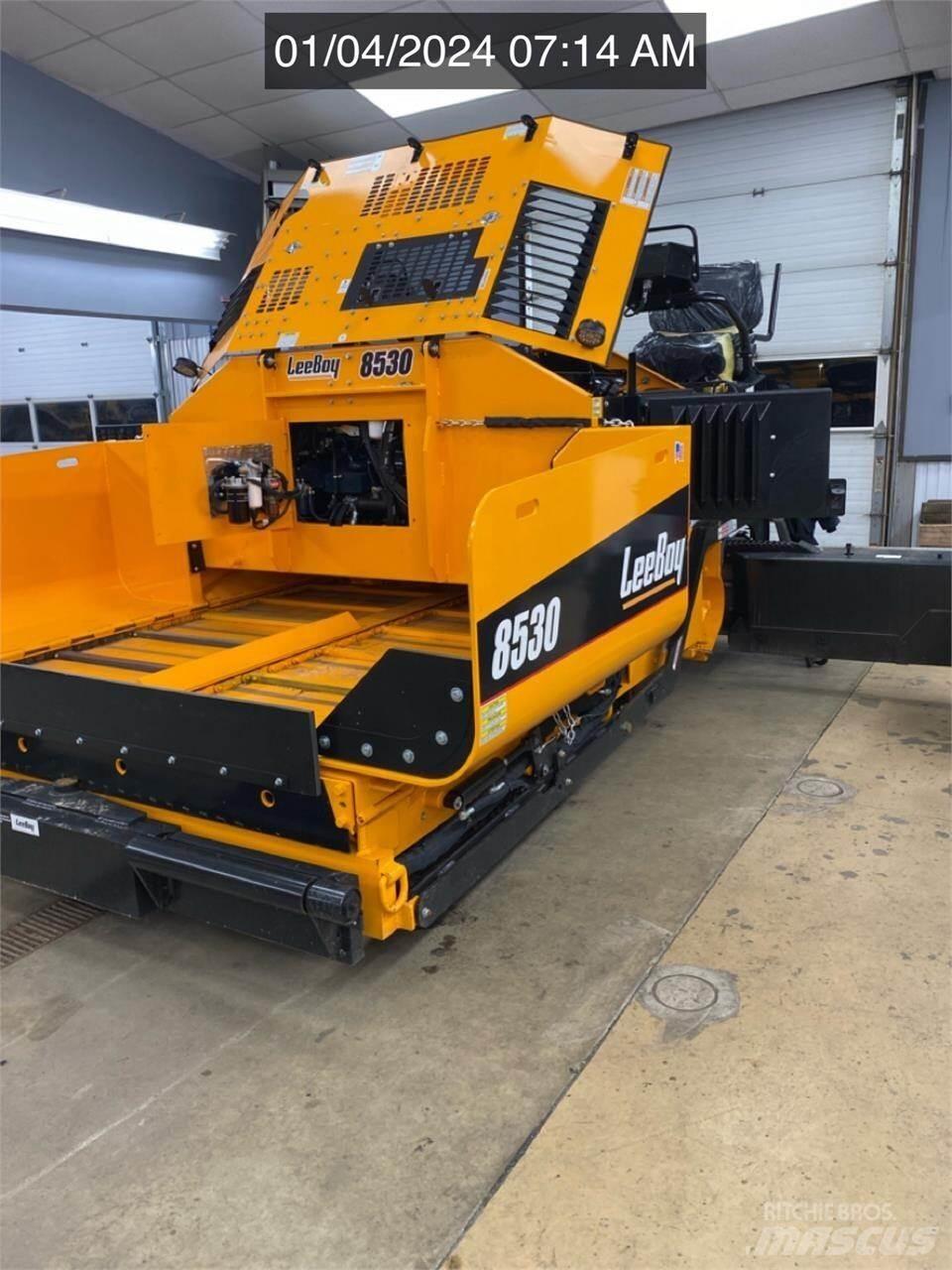 LeeBoy 8530 Asphalt pavers