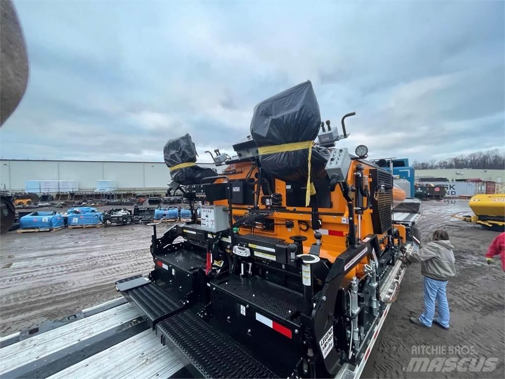 LeeBoy 8608 Asphalt pavers
