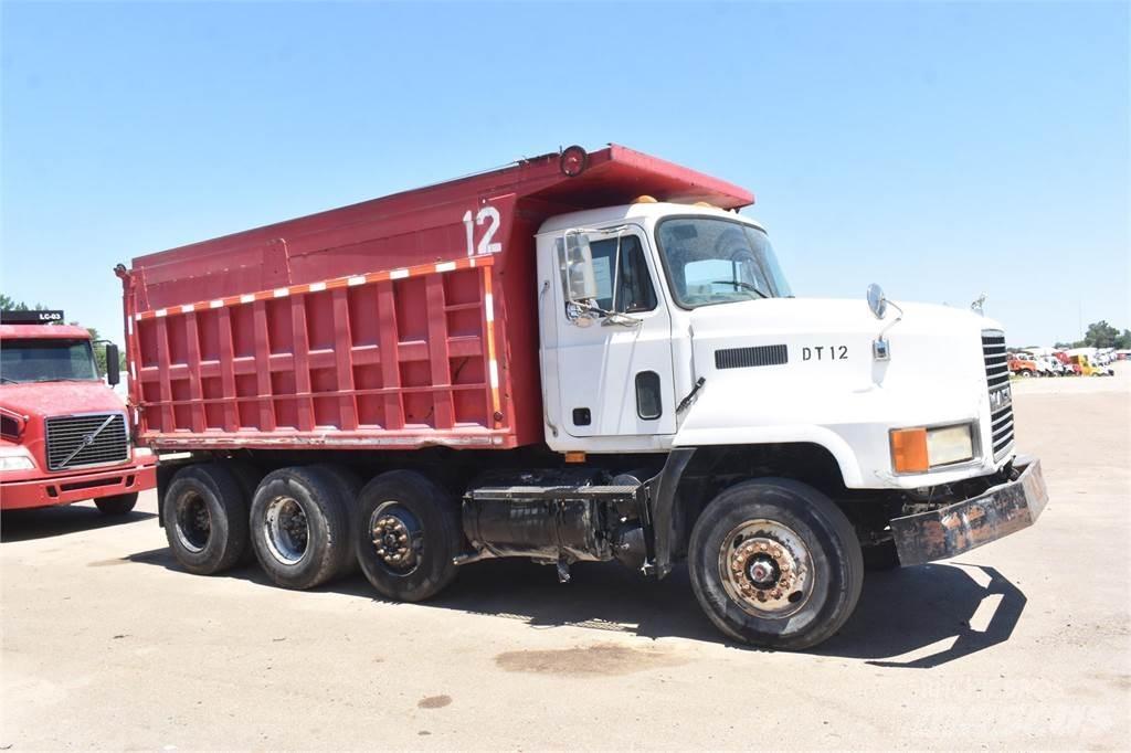 Mack CH613 Tipper trucks