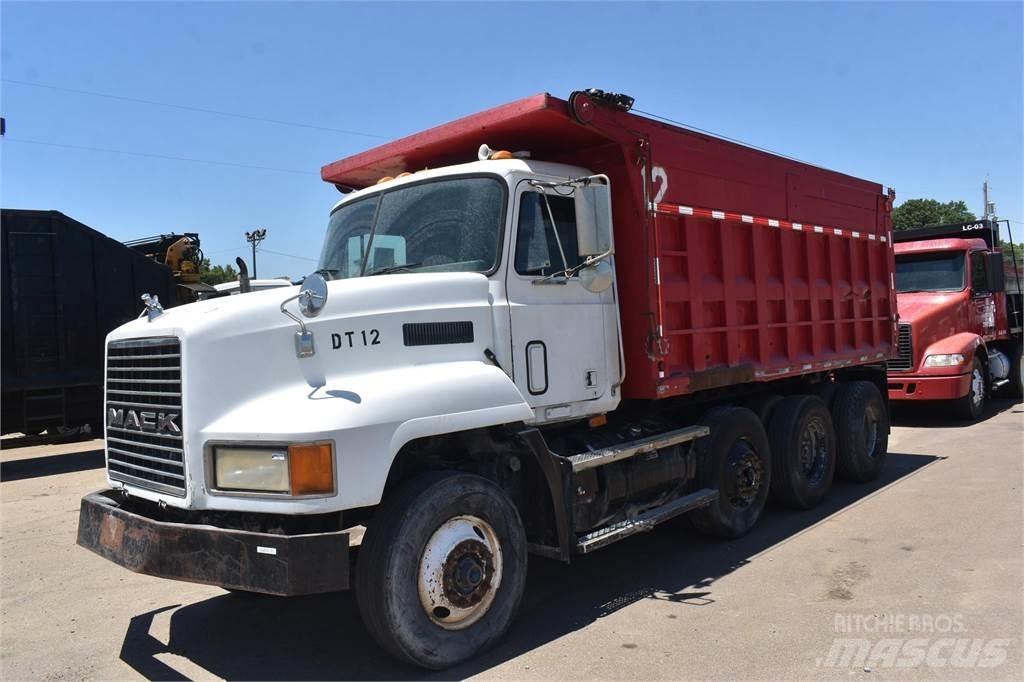 Mack CH613 Tipper trucks