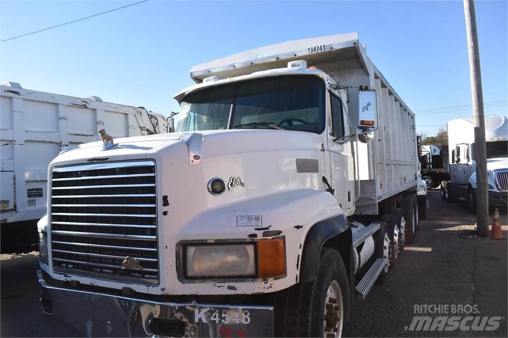Mack CL713 Tipper trucks