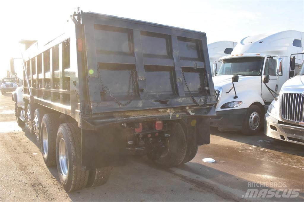Mack GRANITE CV713 Tipper trucks