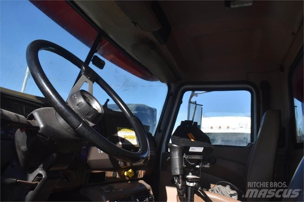 Mack GRANITE CV713 Tipper trucks