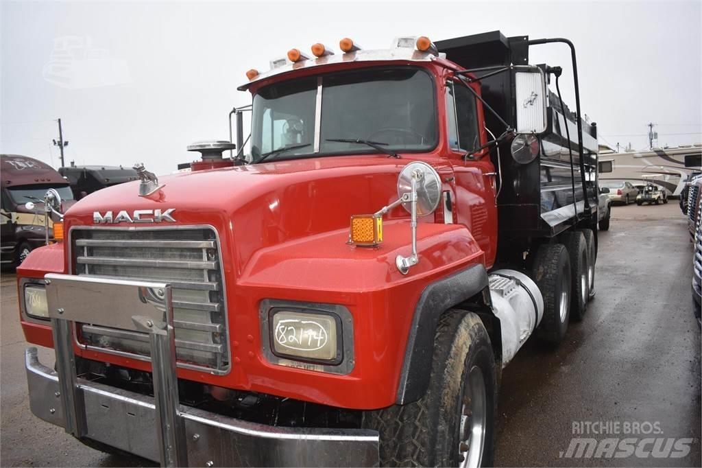 Mack RD688S Tipper trucks