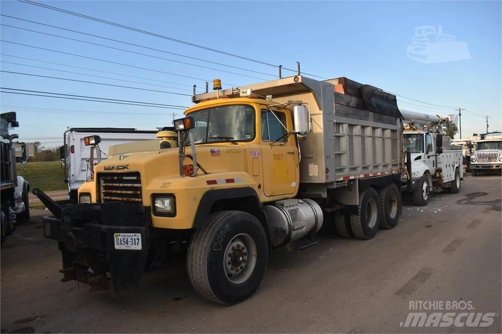 Mack RD688S Tipper trucks